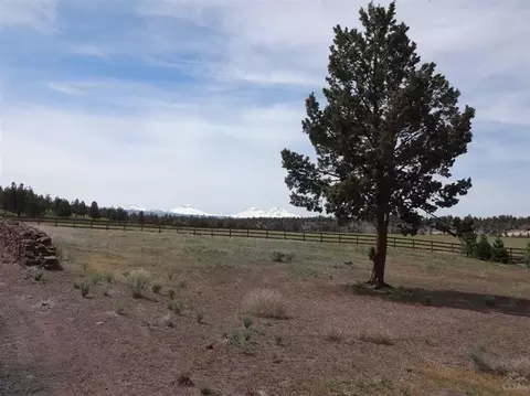 20312 Arrowhead Dr, Bend, OR 97701 photo 6