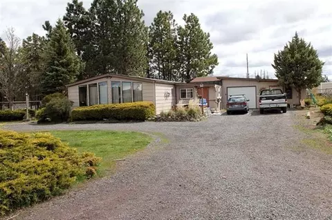 61877 Ward Rd, Bend, OR 97702 photo 3