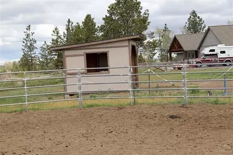 61877 Ward Rd, Bend, OR 97702 photo 5