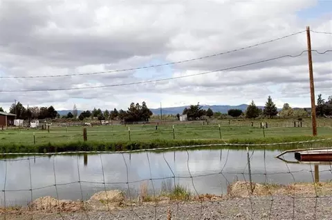 61877 Ward Rd, Bend, OR 97702 photo 1