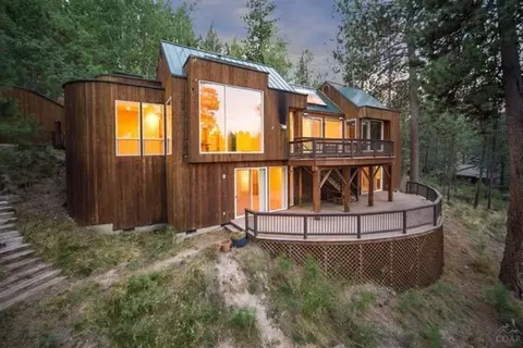 60653 River Bend Dr, Bend, OR 97702 photo 1