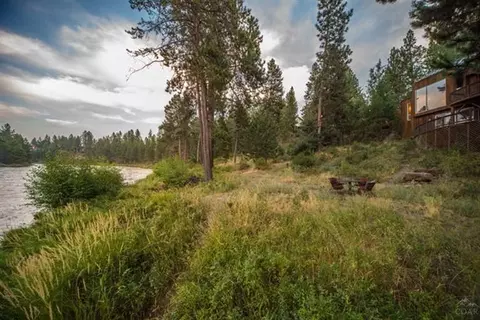 60653 River Bend Dr, Bend, OR 97702 photo 9