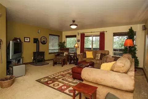 413 NW Flagline, Bend, OR 97701 photo 23