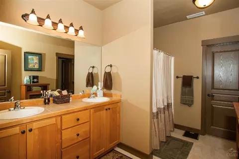 413 NW Flagline, Bend, OR 97701 photo 17