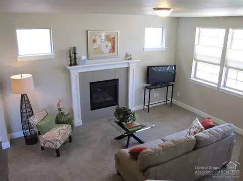 20548 Gloucester, Bend, OR 97701 photo 21