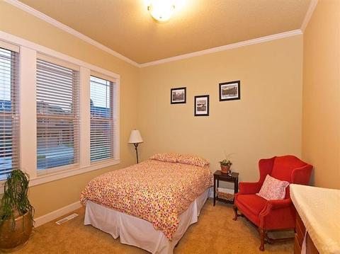 19661 SW Harvard Pl, Bend, OR 97702 photo 4