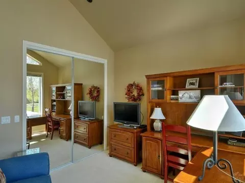 61981 Fall Creek Loop, Bend, OR 97702 photo 15