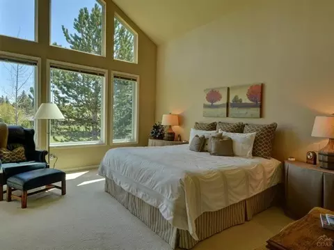 61981 Fall Creek Loop, Bend, OR 97702 photo 16
