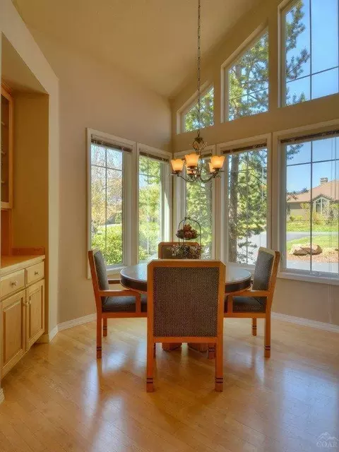 61981 Fall Creek Loop, Bend, OR 97702 photo 13