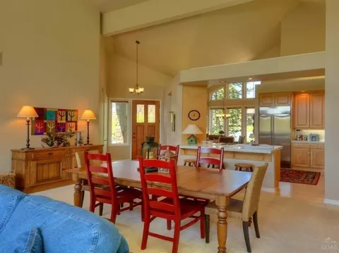 61981 Fall Creek Loop, Bend, OR 97702 photo 7