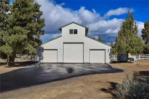 23190 Rickard Rd, Bend, OR 97702 photo 17