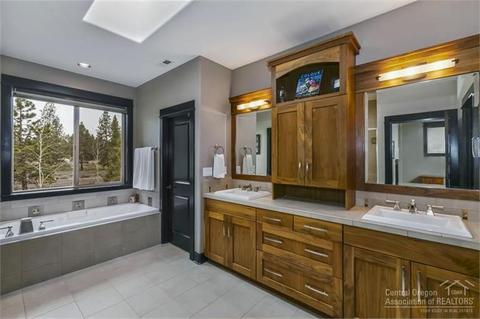 60321 Sage Stone Loop, Bend, OR 97702 photo 11