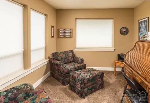20967 Lava Flow Ln, Bend, OR 97701 photo 14