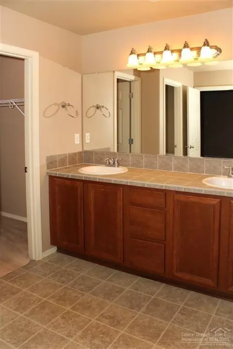 62000 Quail Run Pl, Bend, OR 97701 photo 8