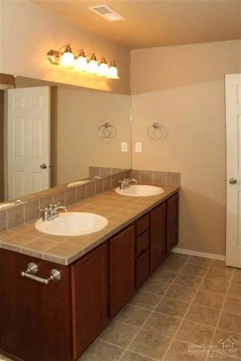 62000 Quail Run Pl, Bend, OR 97701 photo 10