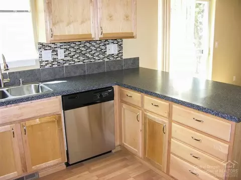 62865 Bilyeu Way, Bend, OR 97701 photo 13