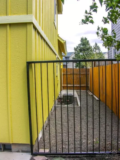 62865 Bilyeu Way, Bend, OR 97701 photo 22