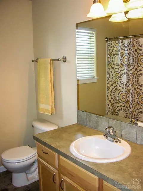 62865 Bilyeu Way, Bend, OR 97701 photo 5
