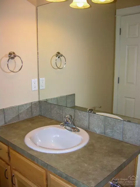 62865 Bilyeu Way, Bend, OR 97701 photo 9