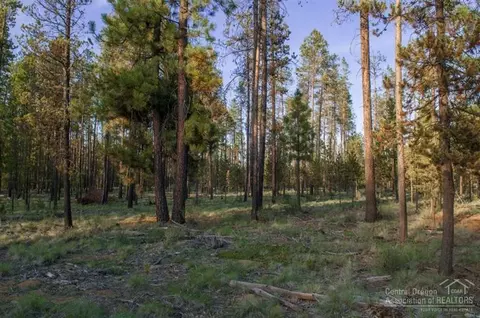 55960 Browning Dr, Bend, OR 97707 photo 1