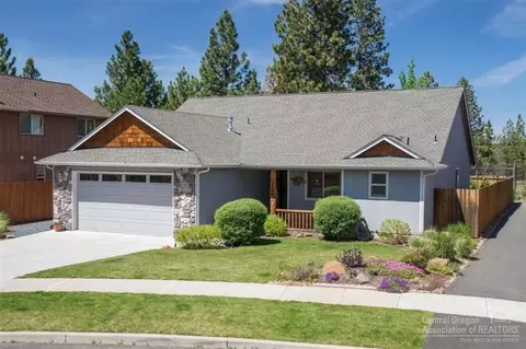 61351 Brianne Pl, Bend, OR 97702 photo 1