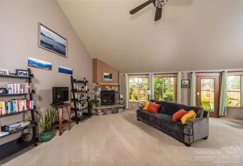 61351 Brianne Pl, Bend, OR 97702 photo 7