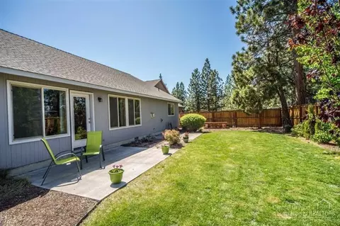 61351 Brianne Pl, Bend, OR 97702 photo 11