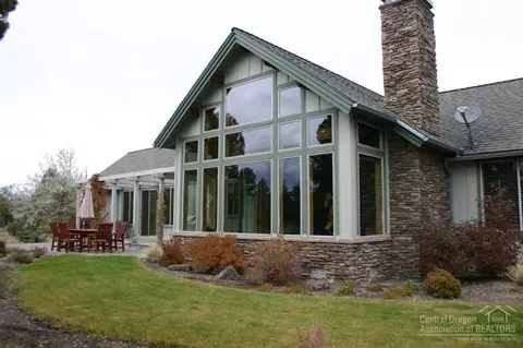 24185 Dodds Rd, Bend, OR 97701 photo 1