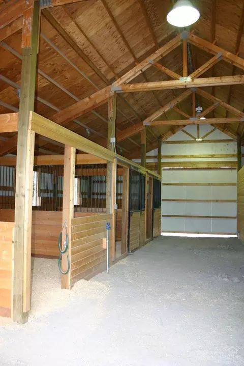 24185 Dodds Rd, Bend, OR 97701 photo 20