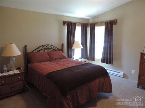 54740 Robin Ln, Bend, OR 97707 photo 14