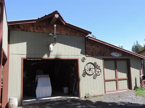 54740 Robin Ln, Bend, OR 97707 photo 2