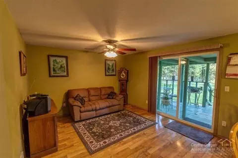16095 Strawn Rd, La Pine, OR 97739 photo 11