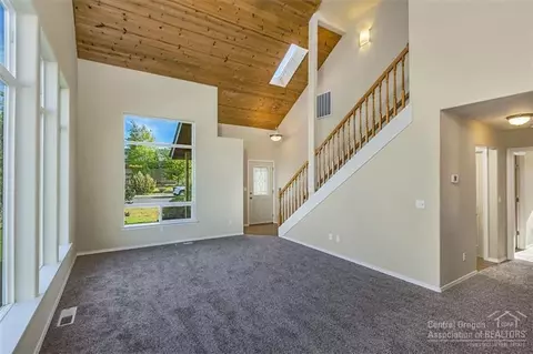 3182 NE Post Ave, Bend, OR 97701 photo 4