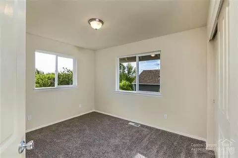 3182 NE Post Ave, Bend, OR 97701 photo 11