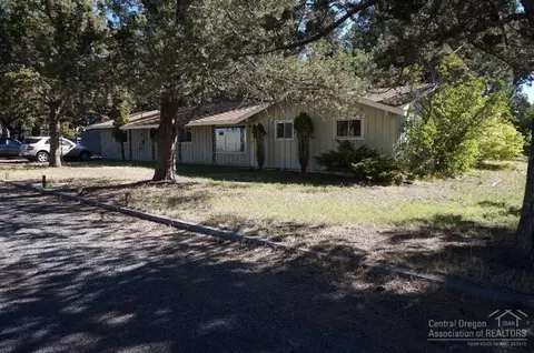 61210 SE Parrell Rd, Bend, OR 97702 photo 2