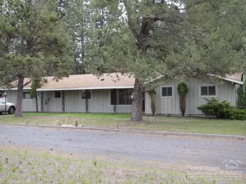 61210 SE Parrell Rd, Bend, OR 97702 photo 1