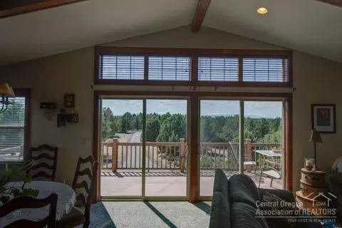60870 Groff Rd, Bend, OR 97702 photo 10
