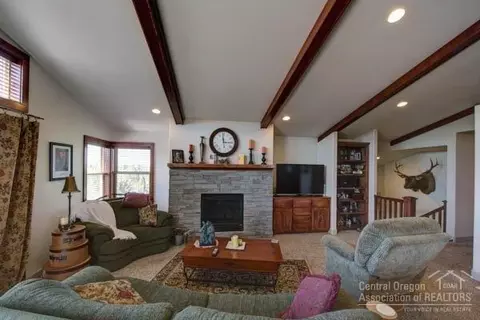 60870 Groff Rd, Bend, OR 97702 photo 8