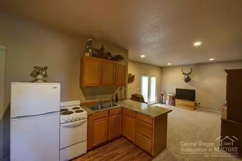 60870 Groff Rd, Bend, OR 97702 photo 17