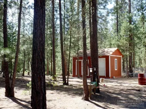52355 Red Currant, La Pine, OR 97739 photo 3