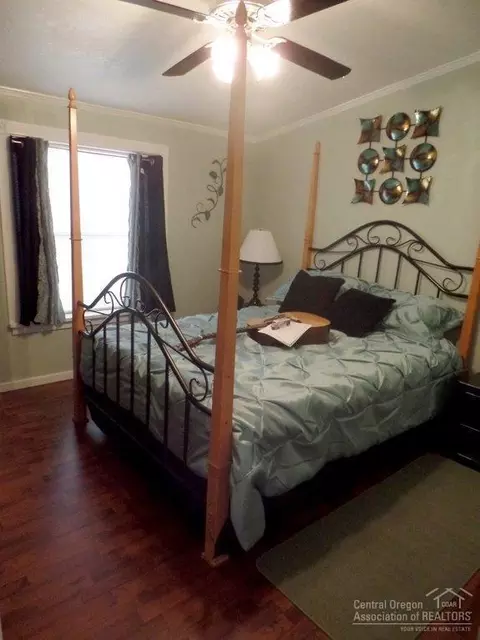 52355 Red Currant, La Pine, OR 97739 photo 12