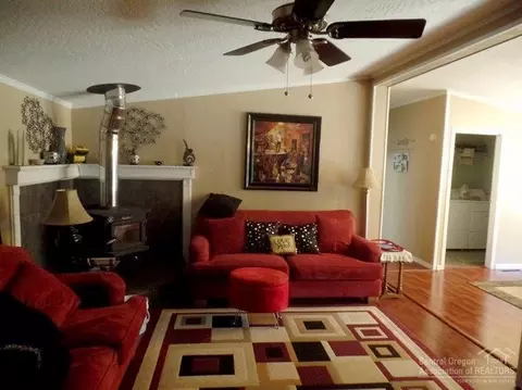 52355 Red Currant, La Pine, OR 97739 photo 13