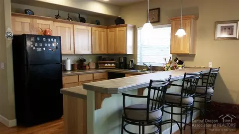 61155 Kepler St, Bend, OR 97702 photo 9