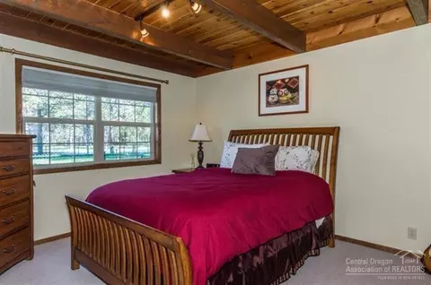 55571 Big River Dr, Bend, OR 97707 photo 18