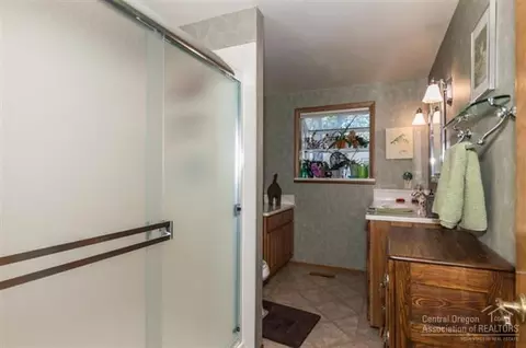55571 Big River Dr, Bend, OR 97707 photo 20