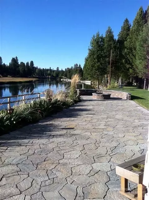55571 Big River Dr, Bend, OR 97707 photo 8