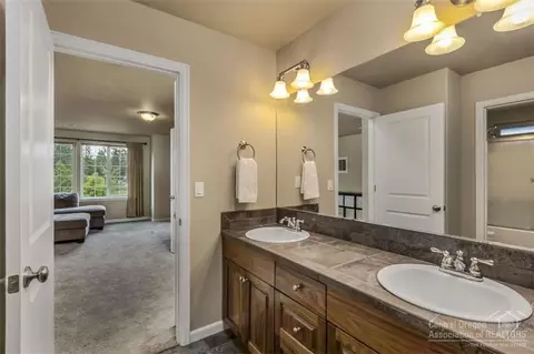 20086 Stonegate Dr, Bend, OR 97702 photo 14