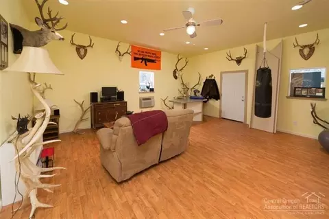 65440 78th St, Bend, OR 97701 photo 18