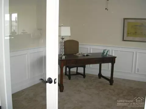 61861 Fall Creek Loop, Bend, OR 97702 photo 11