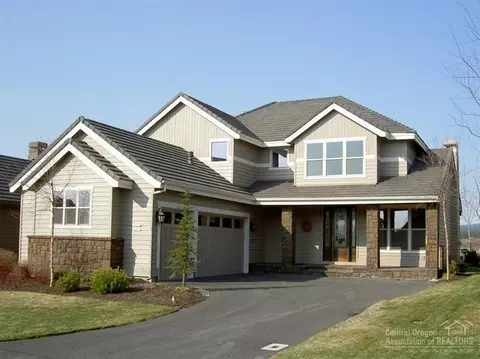 61861 Fall Creek Loop, Bend, OR 97702 photo 1